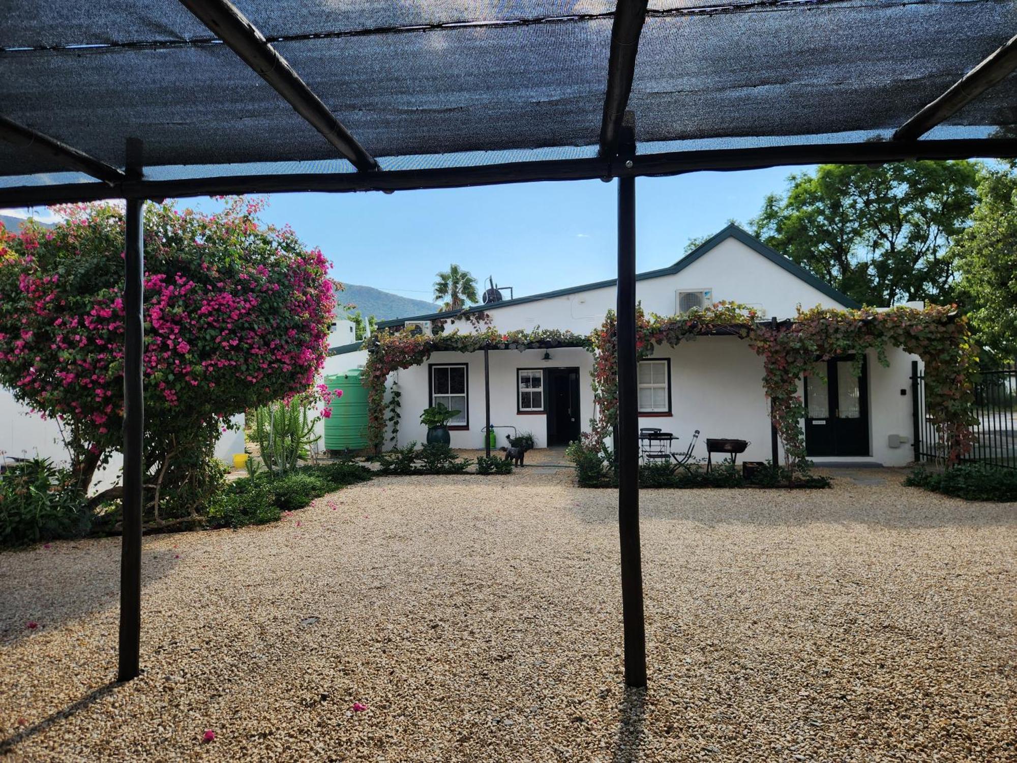 Die Dorpshuis Graaff Reinet Exterior photo